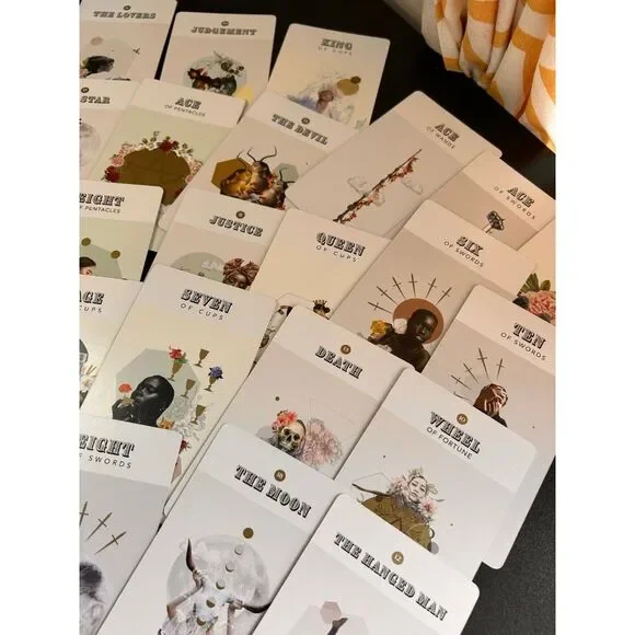 Set of 2 Tarot Card Decks & 1 Oracle Deck - Picture 12 of 12